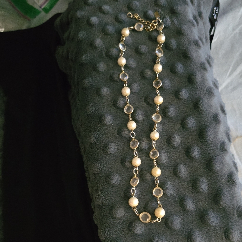 Two Sisters Gold and Cream Tone Beaded Necklace